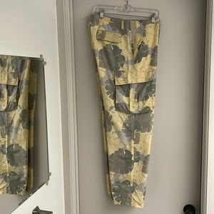 Mens Vintage A/X parachute cargo camouflage pant 33/30 limited edition